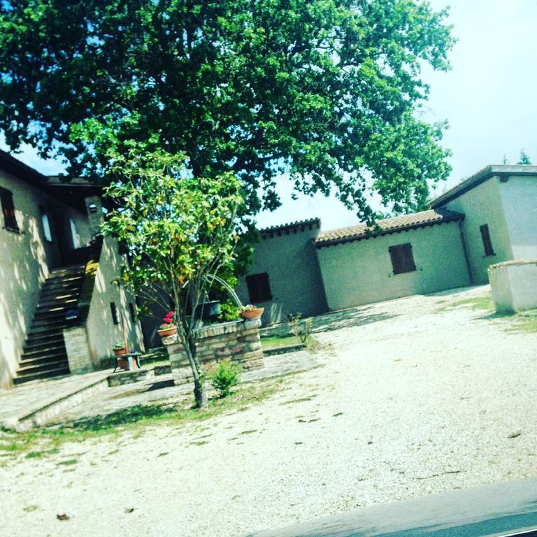 Le Ghiande Guest House Spello Ngoại thất bức ảnh