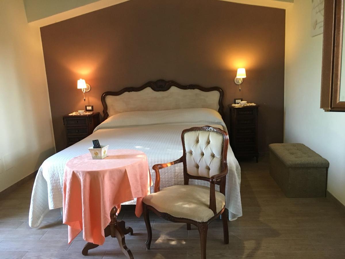 Le Ghiande Guest House Spello Ngoại thất bức ảnh